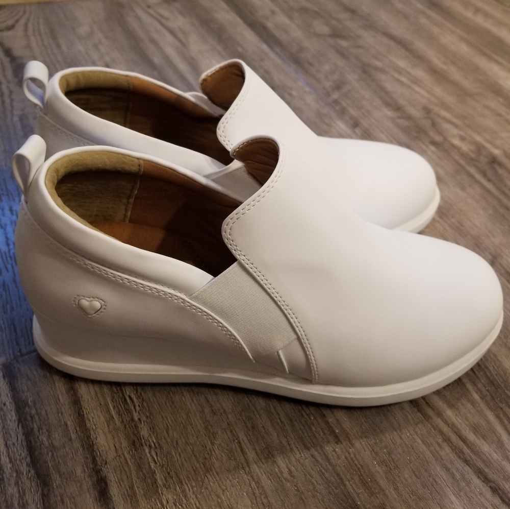 White nursemate nursing shoes